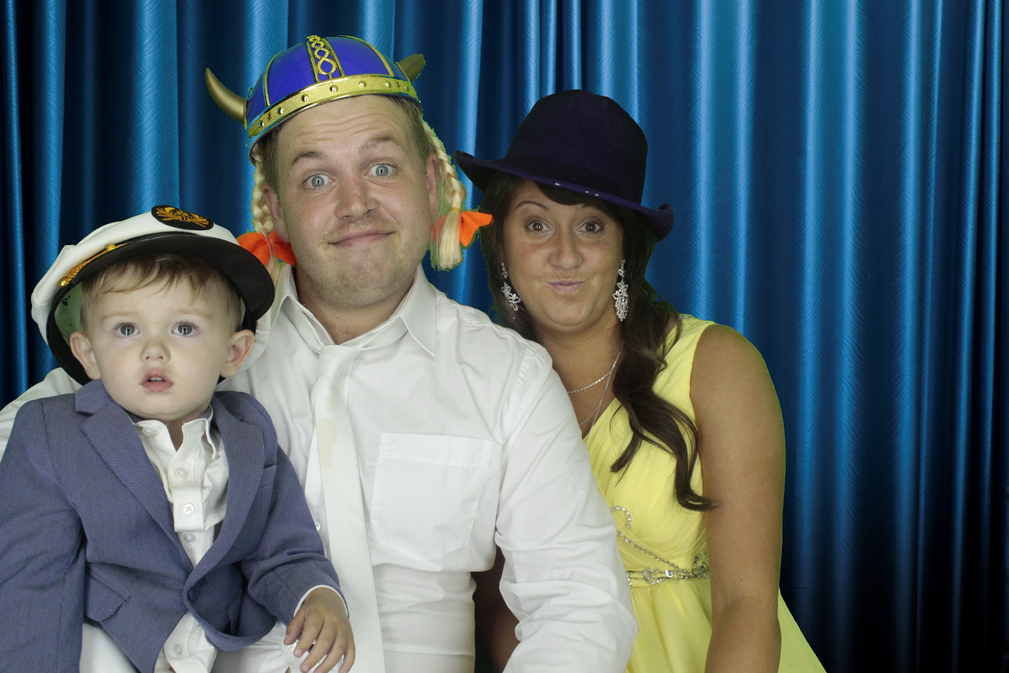 Leanne & Mike's Wedding | View more photos from the event at gallery.myphotoboothexperience.co.uk/u/MyPhotoBoothExperienceLtd/Leanne-Mikes-Wedding